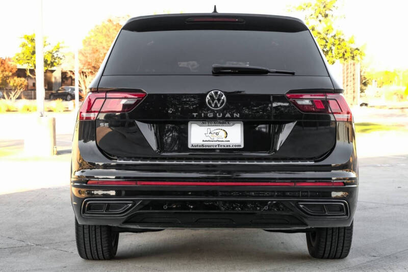 2022 Volkswagen Tiguan SE R-Line Black