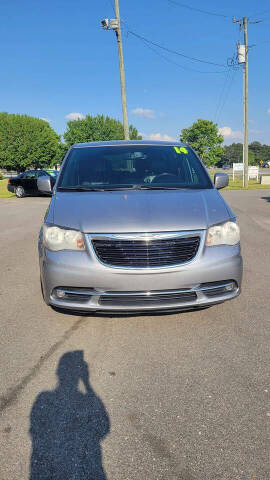 2014 Chrysler Town and Country S