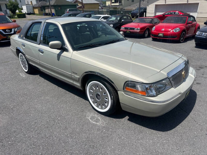 2004 Mercury Grand Marquis GS