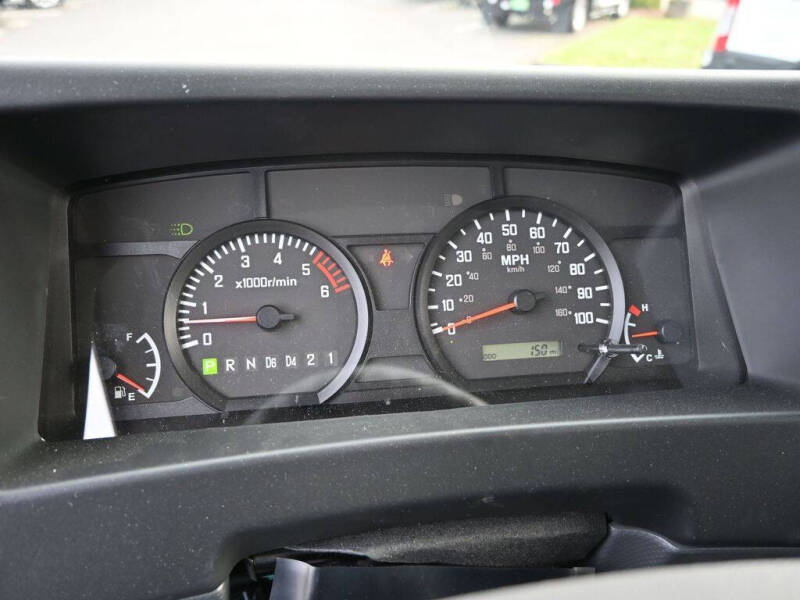 2024 Isuzu NPR HD 1F2