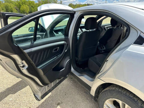 2015 Ford Taurus SEL