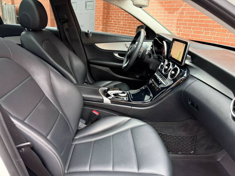 2016 Mercedes-Benz C-Class