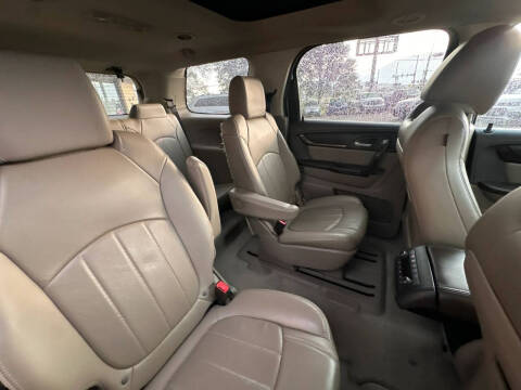 2016 GMC Acadia Denali