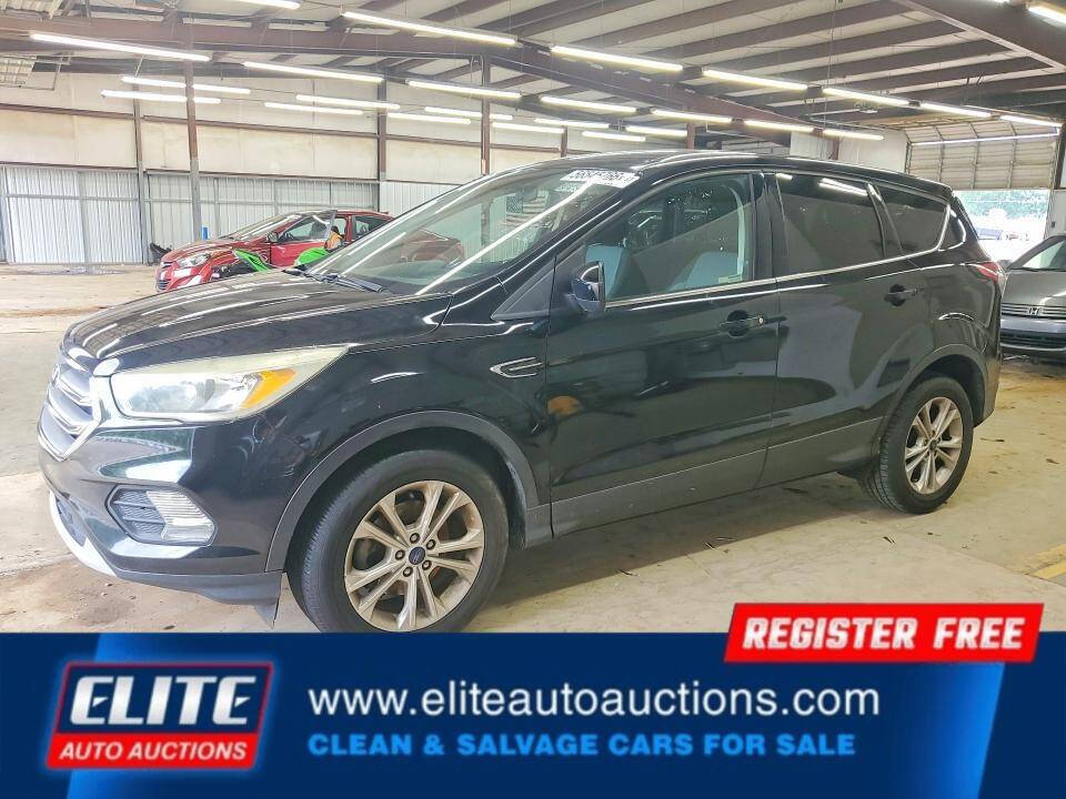 Black 2017 Ford Escape SE SE 4dr SUV 1