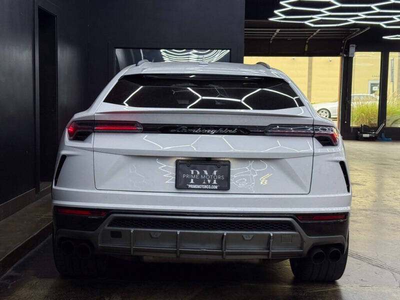 2019 Lamborghini Urus