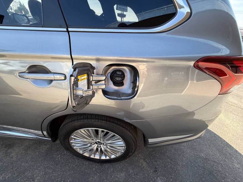 2019 Mitsubishi Outlander PHEV GT