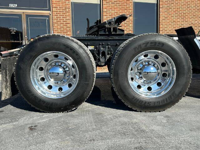 2018 Peterbilt 389
