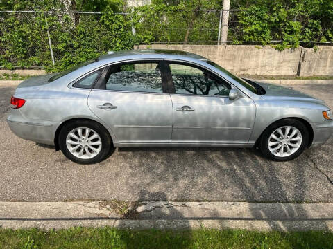 2008 Hyundai Azera for sale at Yousif & Sons Used Auto in Detroit MI