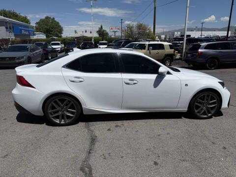 2017 Lexus IS 300
