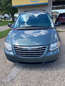 2007 Chrysler Town and Country for sale at Hines Auto Sales in Marlette MI
