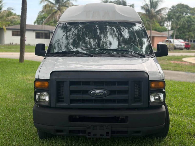 2014 Ford E-Series