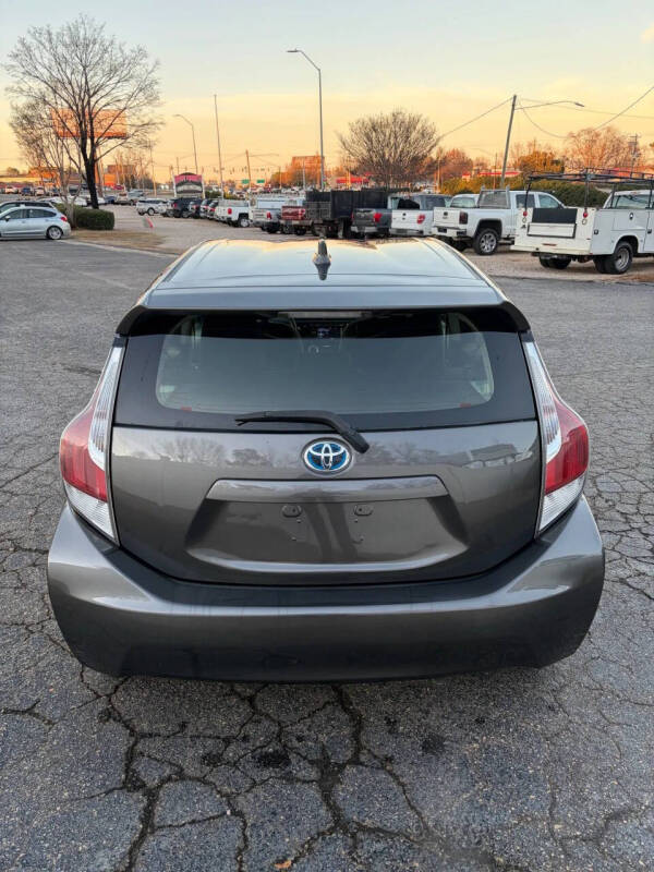 2015 Toyota Prius c
