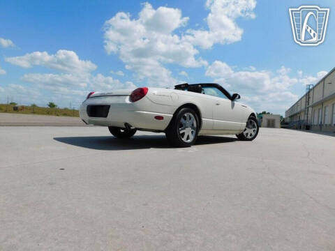 2002 Ford Thunderbird Deluxe