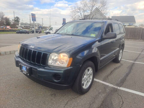 2005 Jeep Grand Cherokee for sale at B&B Auto LLC in Union NJ