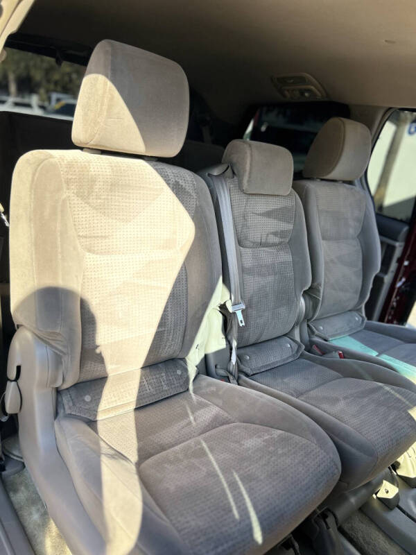 2009 Toyota Sienna CE 8-Passenger