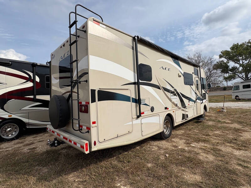 2017 Ford Motorhome Chassis