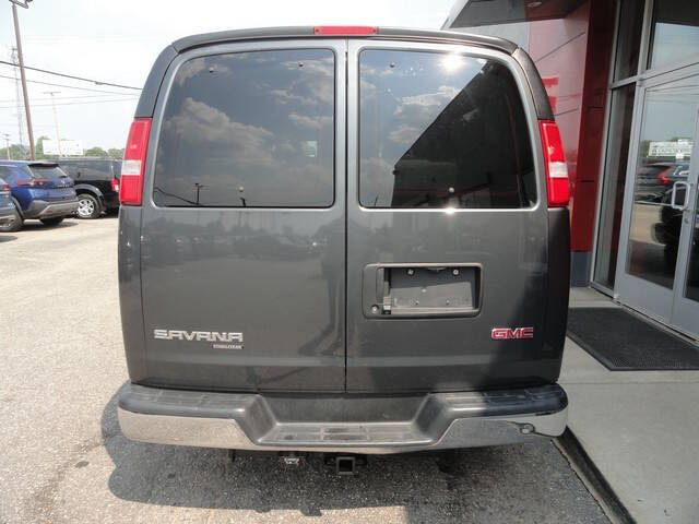 2016 GMC Savana LT 3500