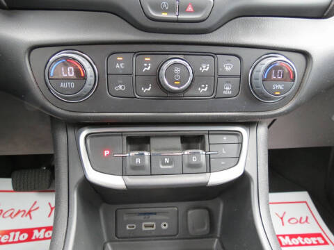 2023 GMC Terrain SLT