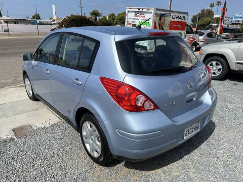 2011 Nissan Versa 1.8 S