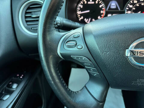 2014 Nissan Pathfinder Platinum