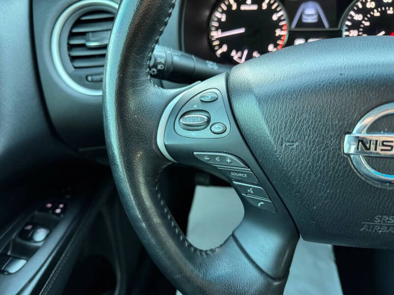 2014 Nissan Pathfinder Platinum