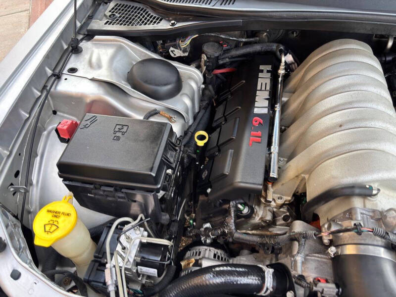 2009 Dodge Challenger SRT8