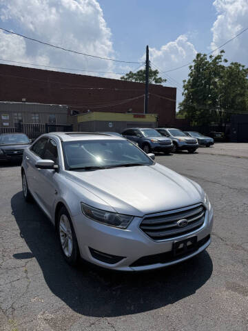 2014 Ford Taurus SEL