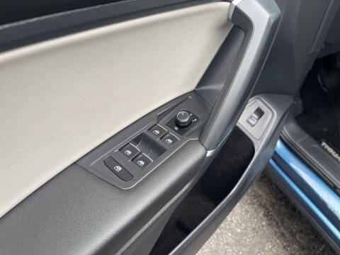 2018 Volkswagen Tiguan 2.0T SEL 4Motion