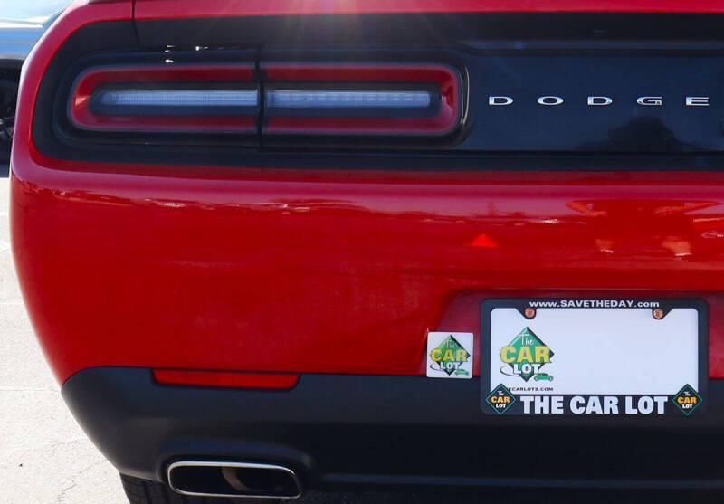 2023 Dodge Challenger SXT