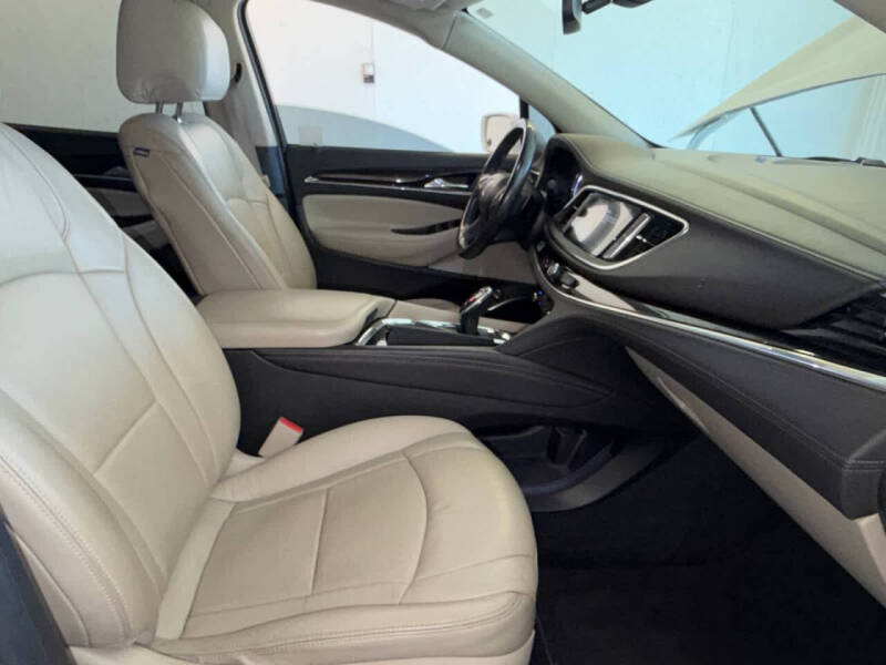 2018 Buick Enclave Essence