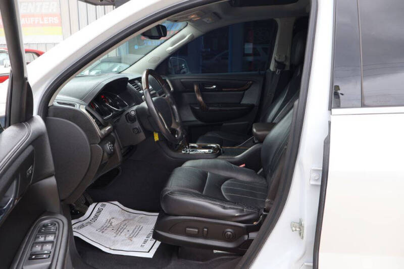 2016 GMC Acadia Denali