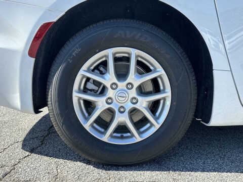 2026 Chrysler Voyager LX