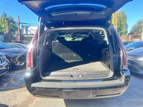 2020 Cadillac Escalade ESV Luxury