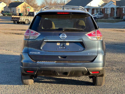 2016 Nissan Rogue SV