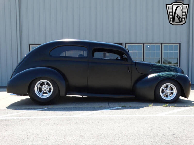 1939 Ford Deluxe