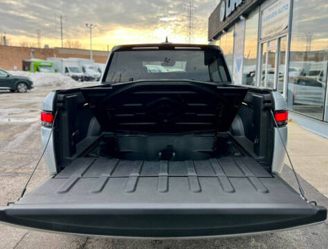 2024 Rivian R1T
