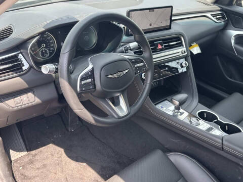 2026 Genesis G70 2.5T Standard