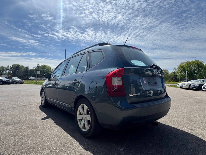 2009 Kia Rondo EX