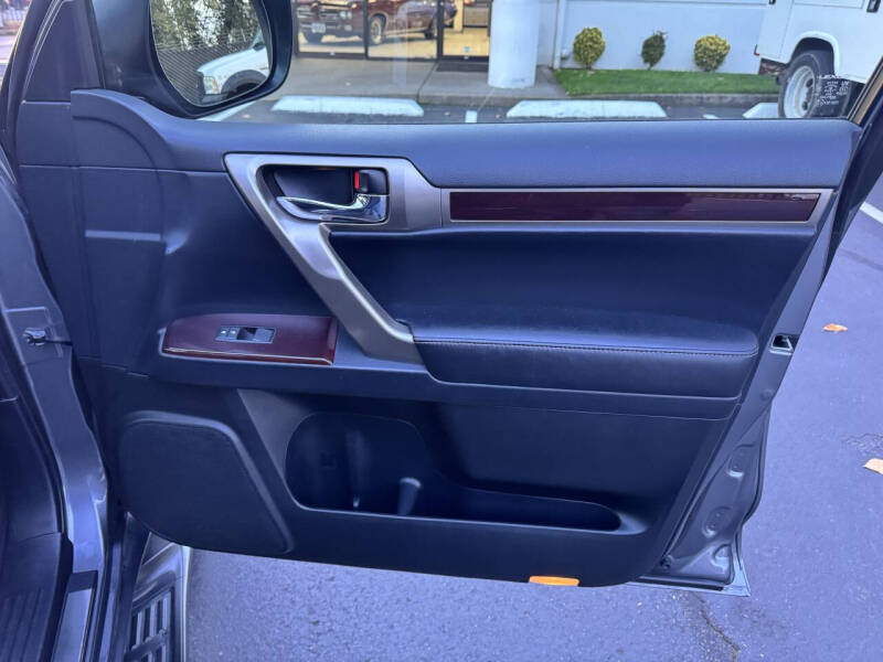 2017 Lexus GX 460 Luxury