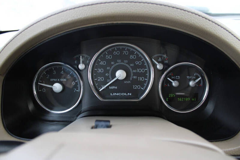 2007 Lincoln Mark LT
