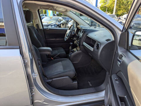 2017 Jeep Compass Sport
