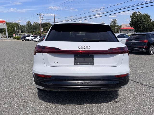 2024 Audi Q8 e-tron quattro Prestige