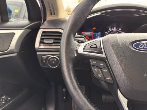 2020 Ford Fusion SEL