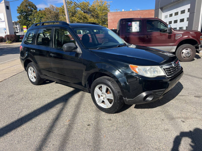 2010 Subaru Forester X photo 5