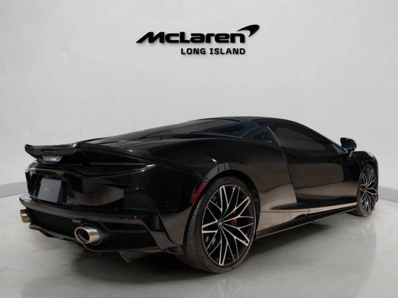 2023 McLaren GT