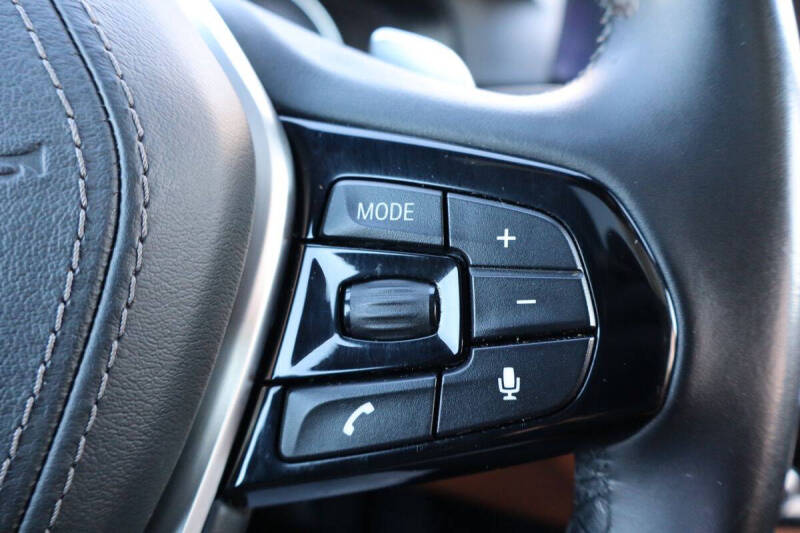 2018 BMW 5 Series 530i