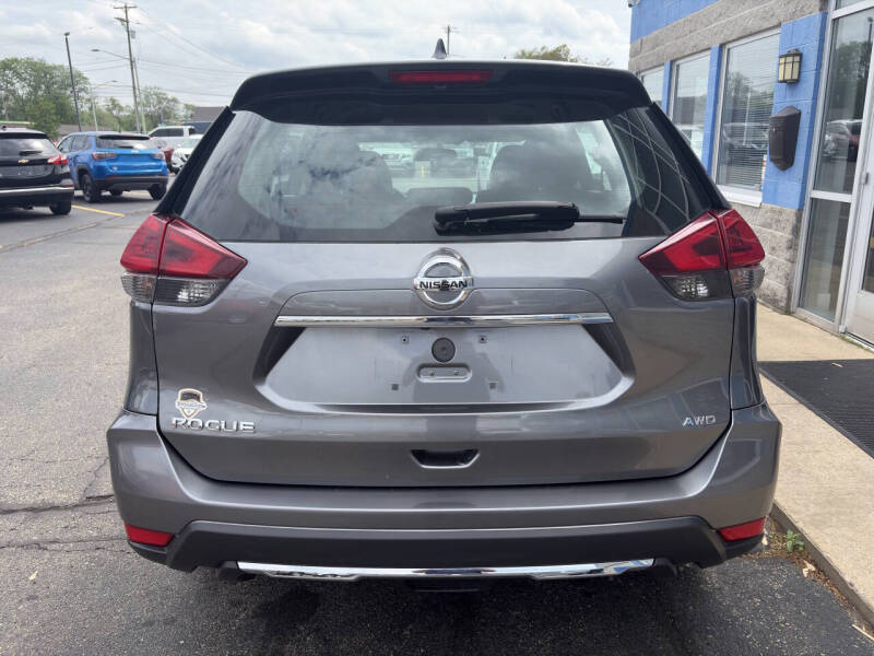 2018 Nissan Rogue S