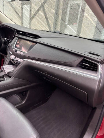 2017 Cadillac XT5 Premium Luxury
