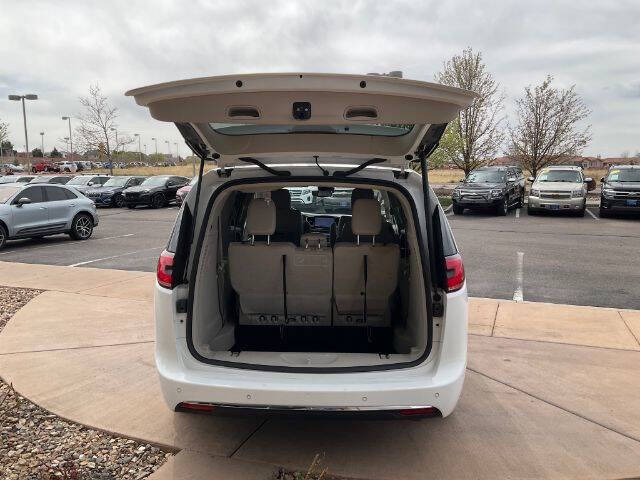 2021 Chrysler Pacifica Touring L