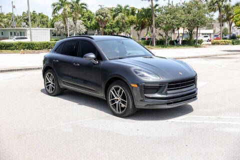 2022 Porsche Macan